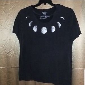 🚨 4 for $16 🚨 Moon cycle cool tee